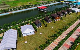 Satyanarayan Resort 4*